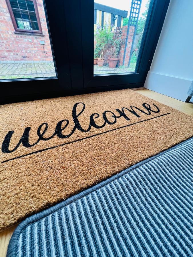Lavender Retreat Bed and Breakfast Wrexham Eksteriør billede