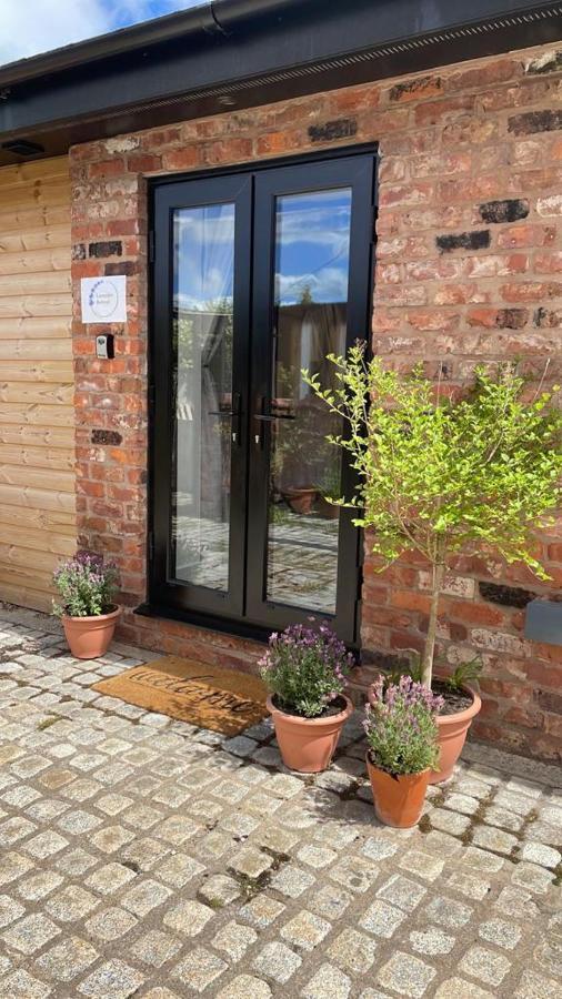 Lavender Retreat Bed and Breakfast Wrexham Eksteriør billede